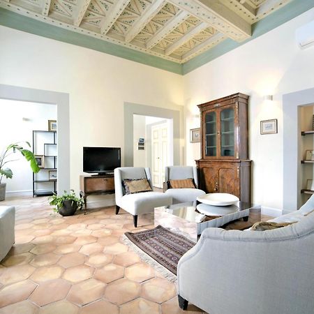 Appartamento Trevi Luxury Roma Esterno foto